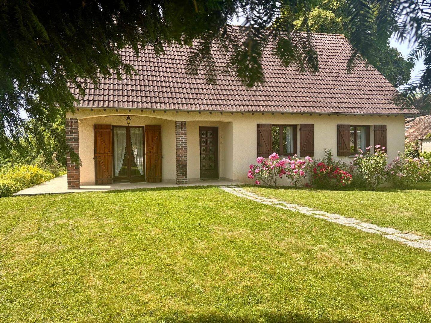 Maison 4 pièces 94 m² · à Malay-le-Grand · 93,6 m² · 238 000 €