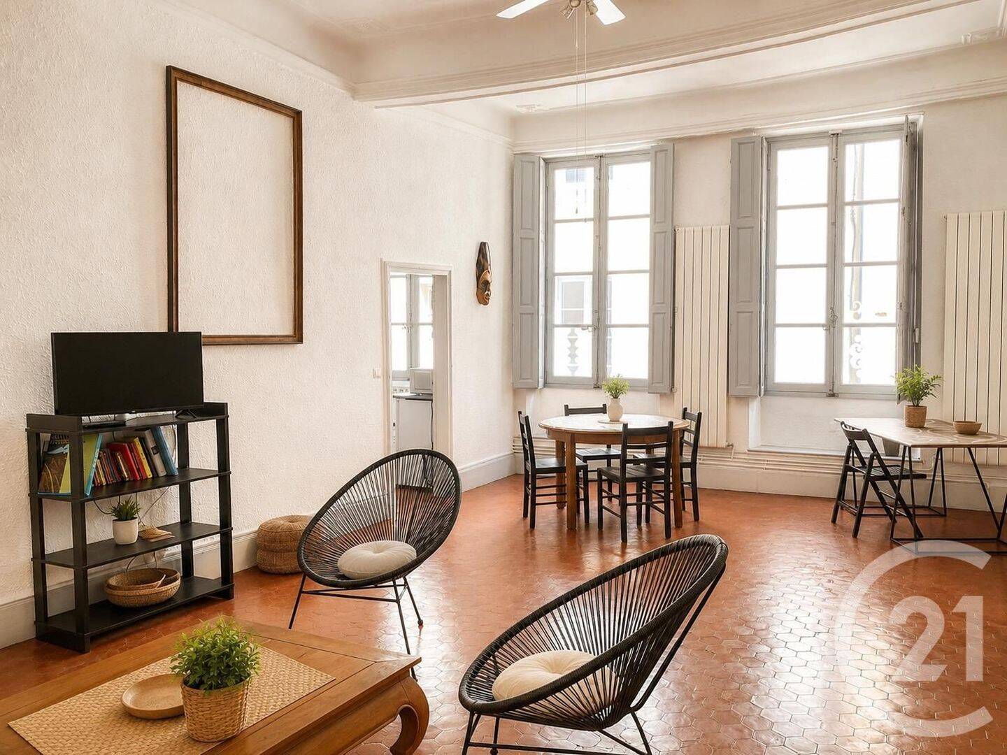 Appartement 2 pièces 87 m² · à Bagnols-sur-Cèze · 87,4 m² · 725 €/mois
