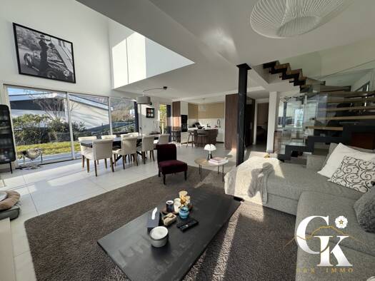 Maison à vendre 795 000 € 5 pièces 4 chambres 142,9 m² 592 m² de terrain Corenc 38700