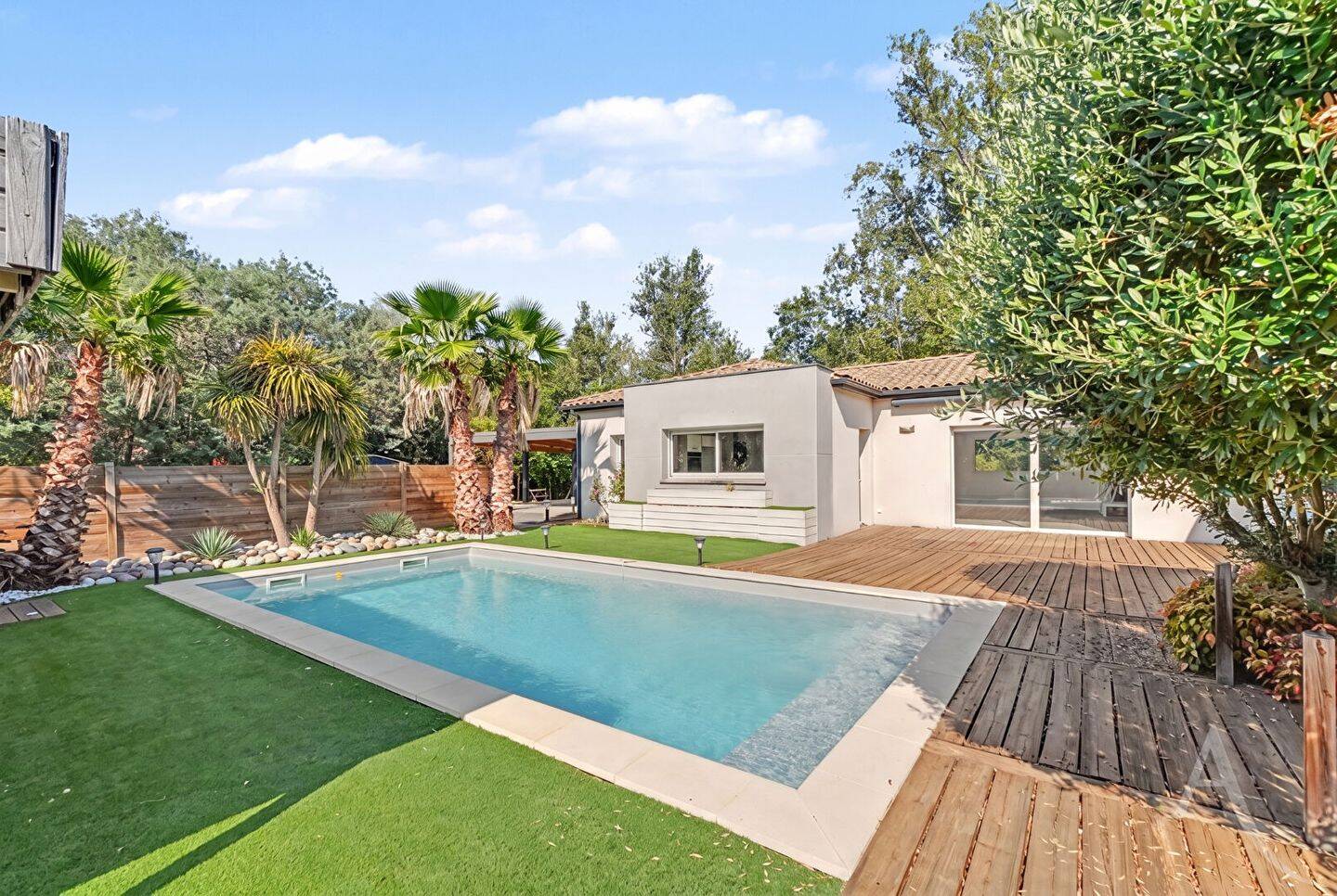 Maison 6 pièces 172 m² · à Roques · 172 m² · 557 000 €