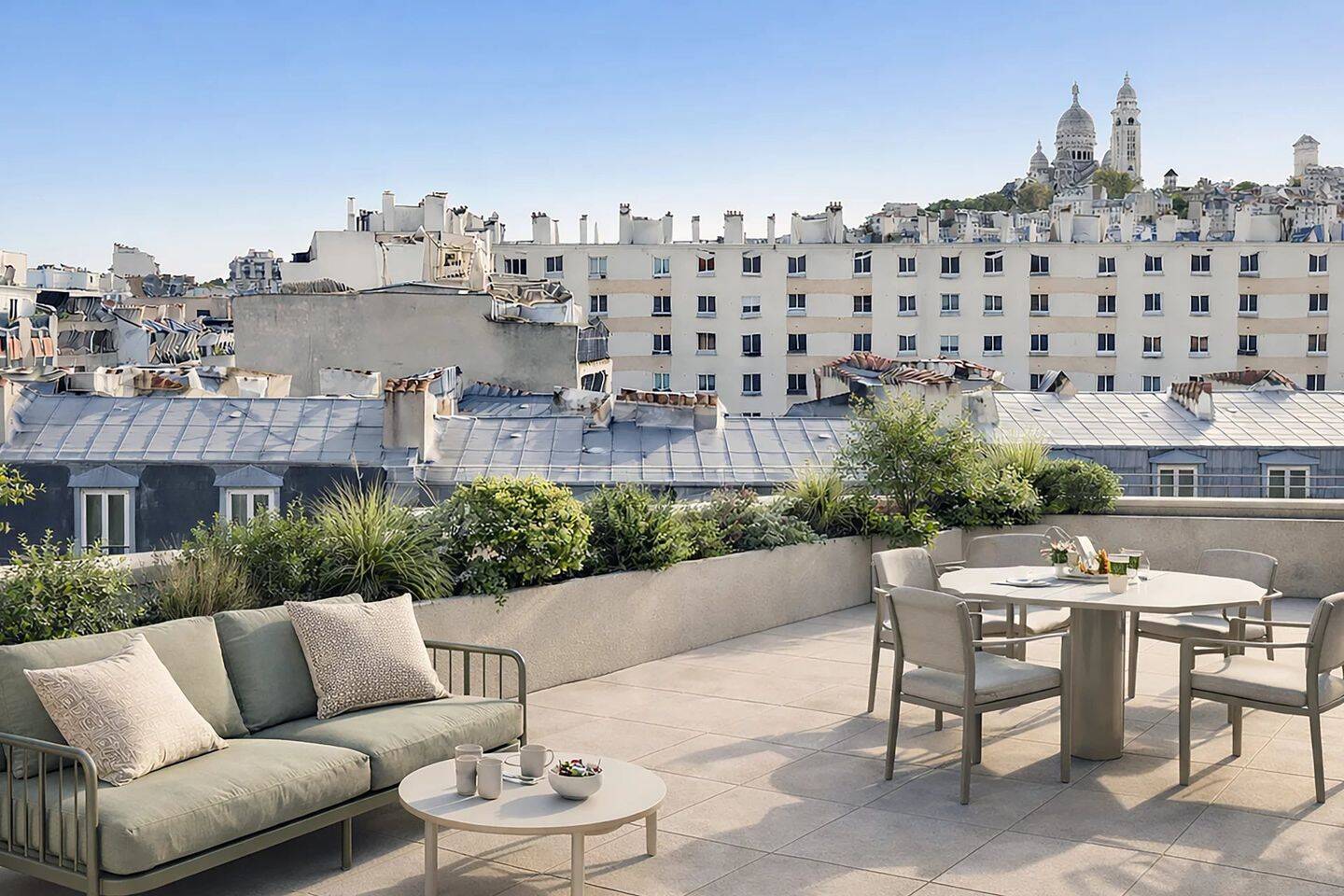 Appartement 5 pièces 104 m² · à Paris 18ème Arrondissement · 104 m² · 1 241 000 €
