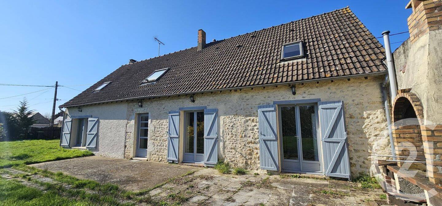 Maison 6 pièces 151 m² · à Bonneval · 151,3 m² · 155 000 €