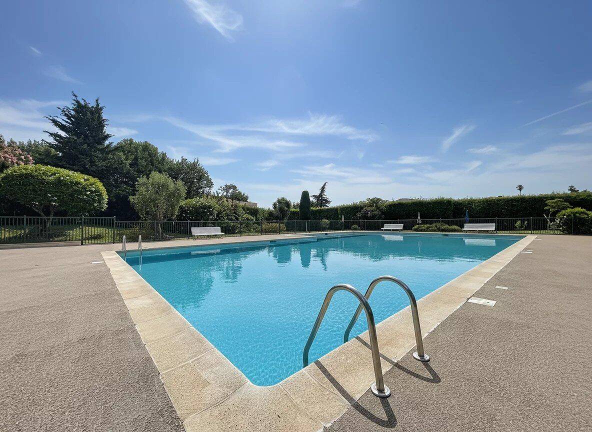 Appartement 3 pièces 66 m² · à Antibes · 66 m² · 349 900 €