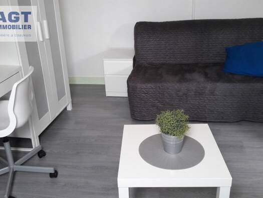 Appartement à louer 433 € 1 pièce 18 m² 2ème étage dès le 23/04/2026 Centre Ville Beauvais 60000