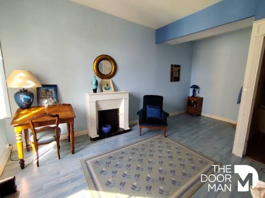 Demeure à vendre 227 000 € 12 pièces 5 chambres 320 m² 213 m² de terrain La Réole 33190