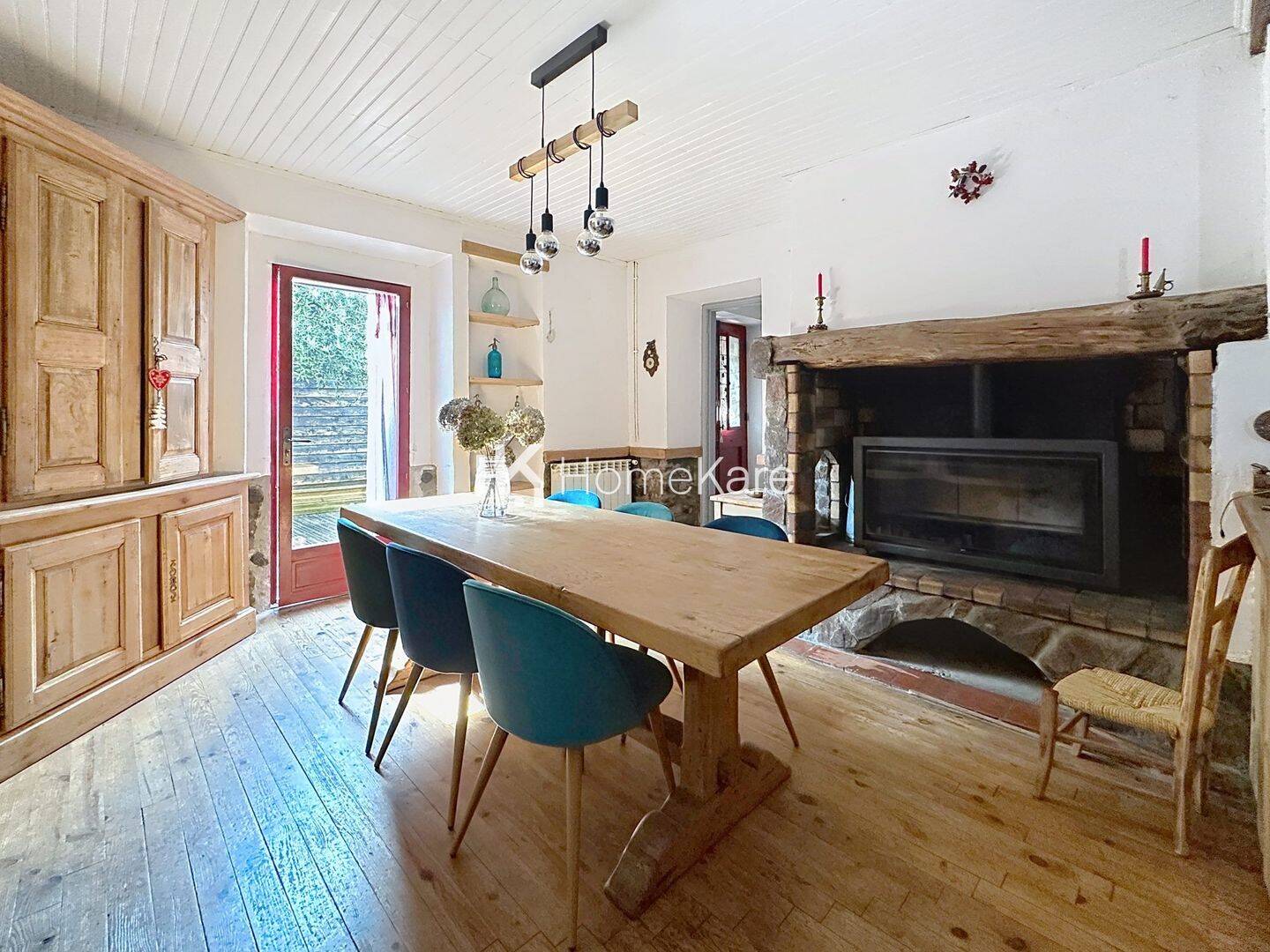 Maison 6 pièces 160 m² · à Mane · 160 m² · 210 000 €