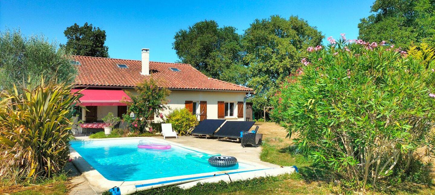 Maison 6 pièces 157 m² · à Aire-sur-l'Adour · 157 m² · 288 000 €