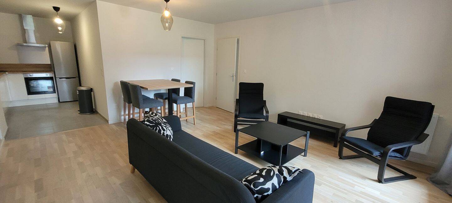 Appartement 4 pièces 85 m² · à Saint-André-lez-Lille · 85,1 m² · 1 670 €