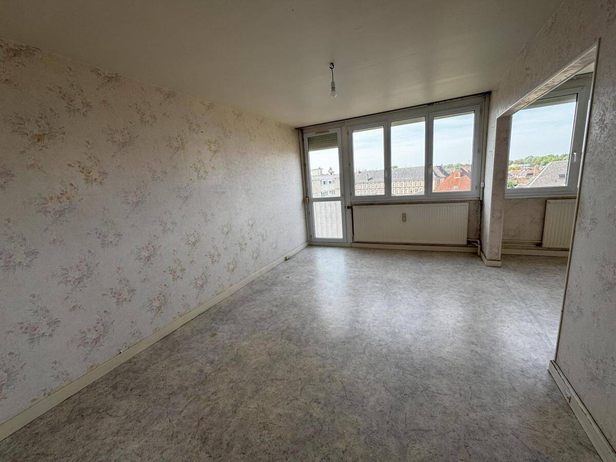 Appartement 4 pièces 73 m² · à Cambrai · 73 m² · 59 000 €