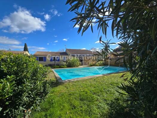 Maison de plain-pied à vendre 338 000 € 5 pièces 4 chambres 129 m² 846 m² de terrain Jonquières-Saint-Vincent 30300