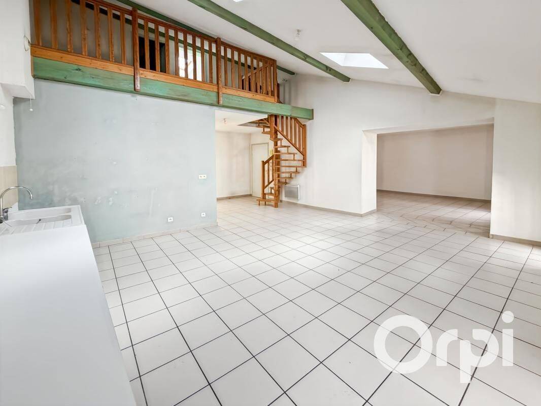 Appartement 5 pièces 103 m² · à Baix · 103,1 m² · 720 €