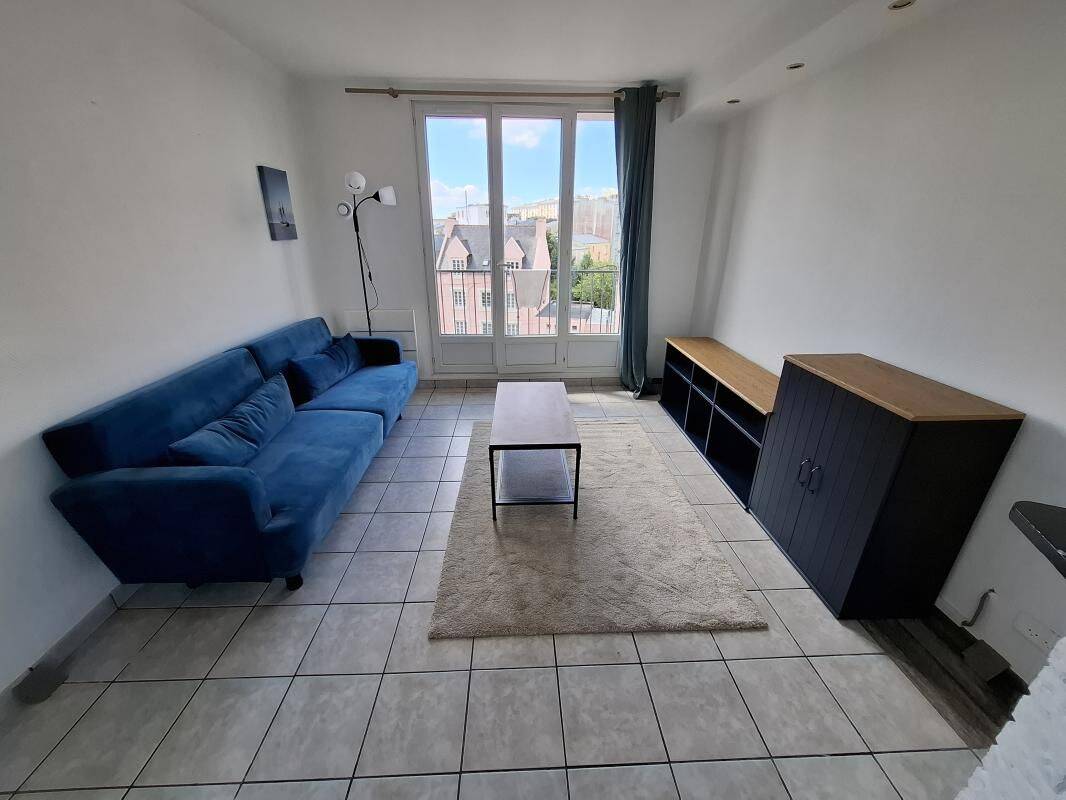 Appartement 3 pièces 65 m² · à Brest · 65 m² · 740 €