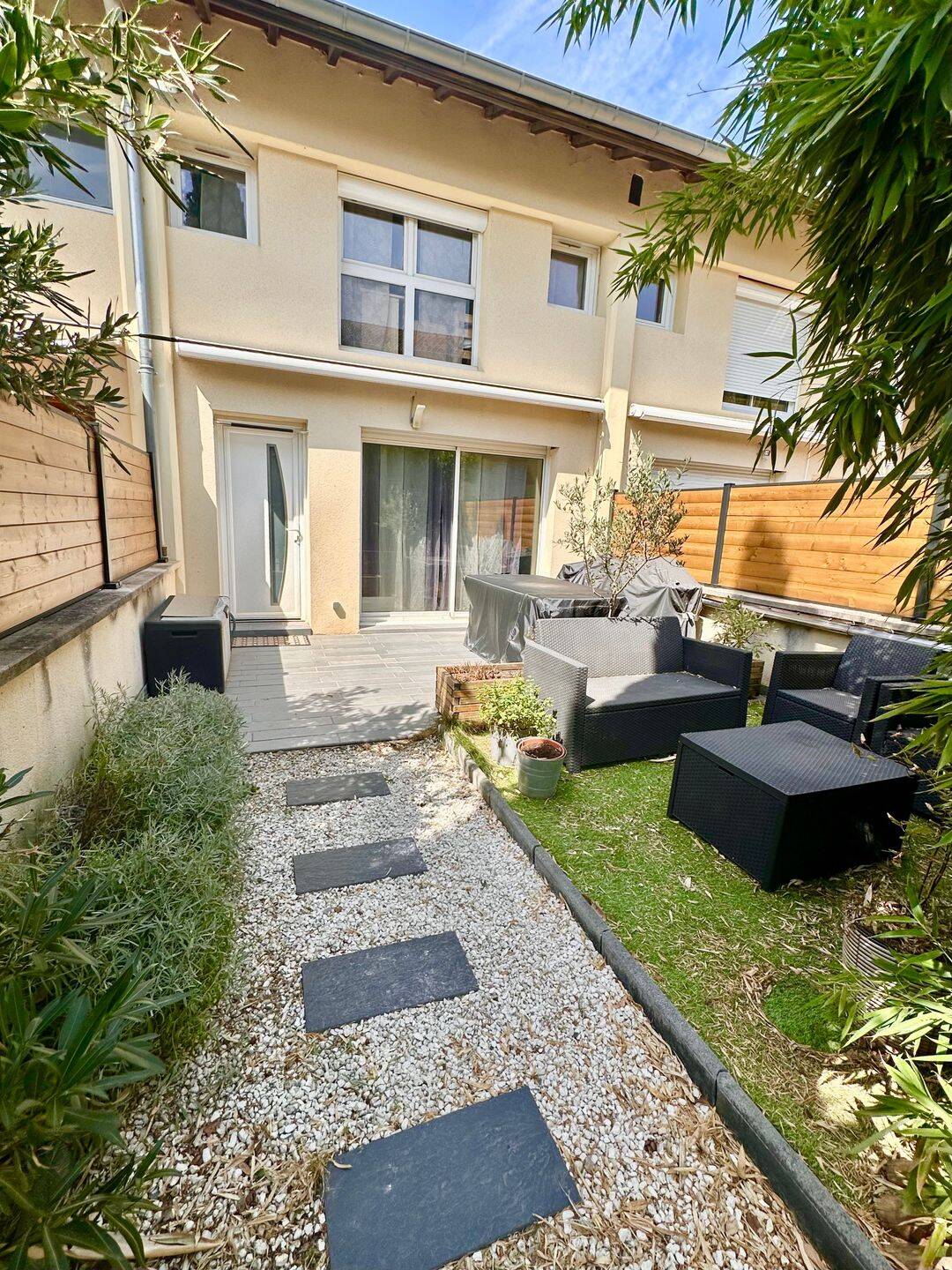 Appartement 3 pièces 67 m² · à Serpaize · 67 m² · 235 000 €