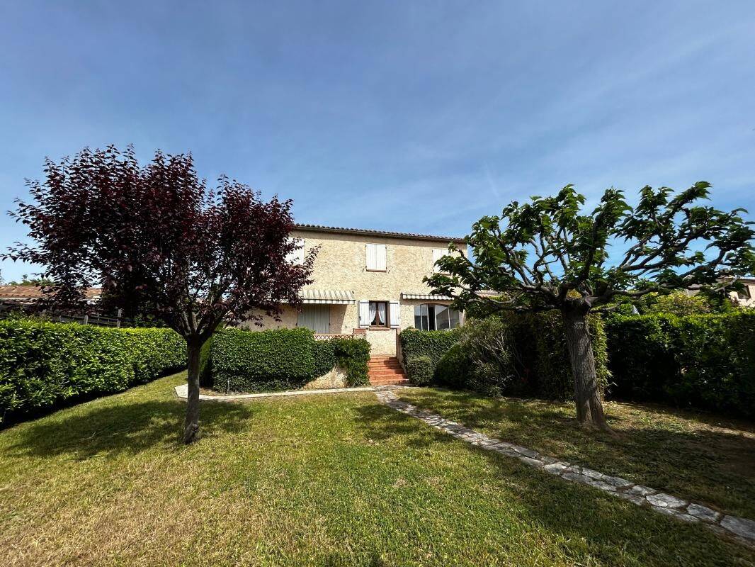 Maison 5 pièces 125 m² · à La Tour-d'Aigues · 124,5 m² · 390 000 €