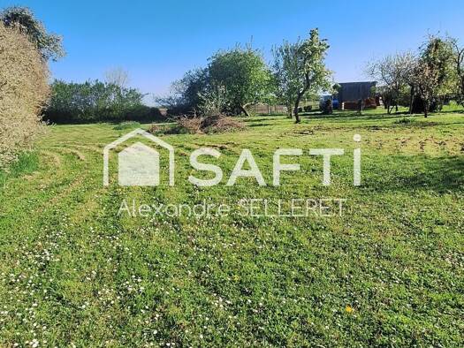 Terrain constructible à vendre 16 000 € 1 016 m² de terrain Saint-Germain-des-Bois 18340