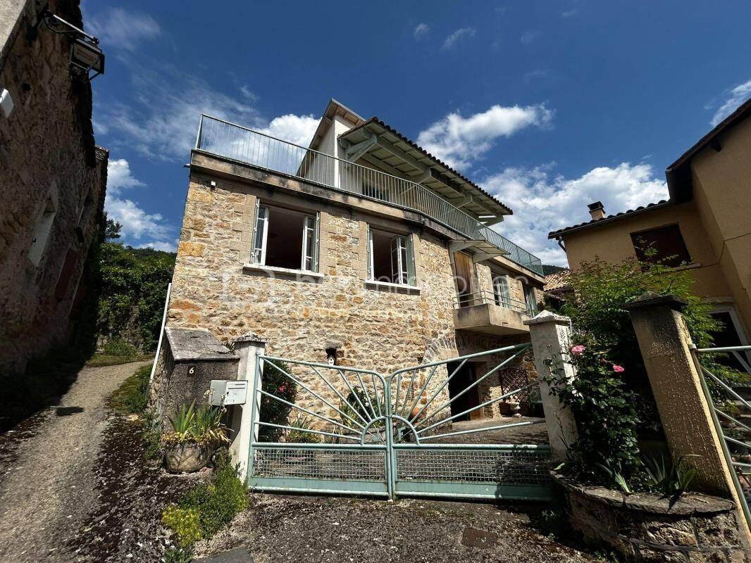 Maison de village à 15 minutes de Millau avec 3 chambres / terra