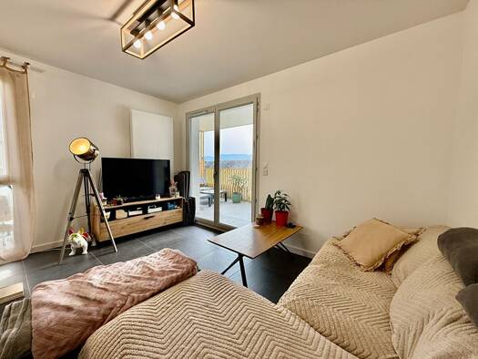 Appartement à vendre 299 900 € 3 pièces 2 chambres 62 m² Étage 2/4 Sales 74150