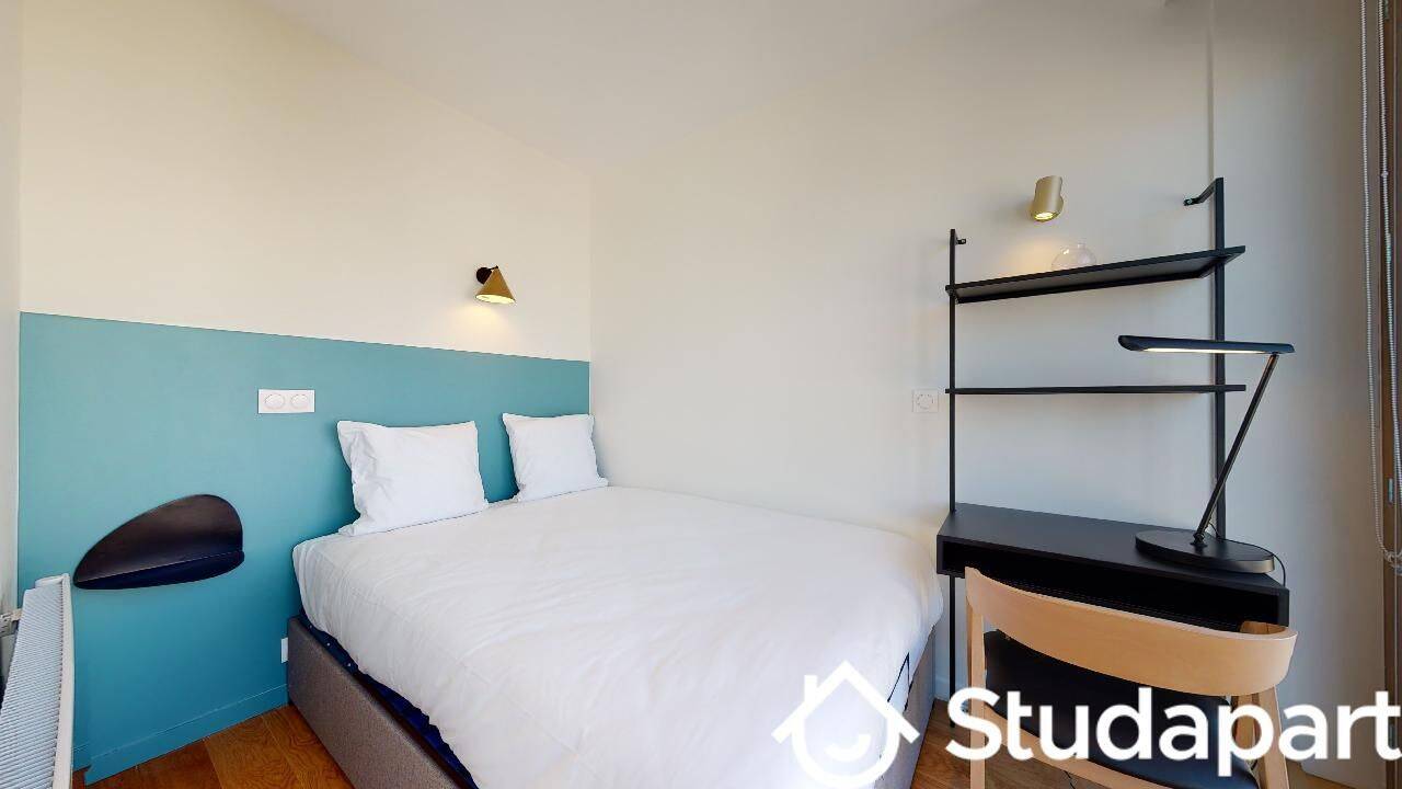 1 pièce 16 m² · à Paris 17ème Arrondissement · 16 m² · 1 610 €