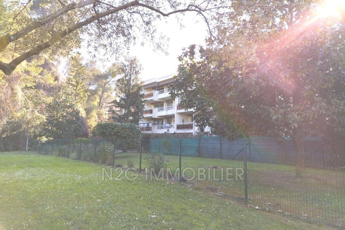 Appartement 1 pièce 16 m² · à Le Cannet · 16 m² · 91 000 €