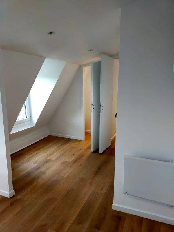 Appartement 2 pièces 22 m² · à Paris 18ème Arrondissement · 22 m² · 950 €