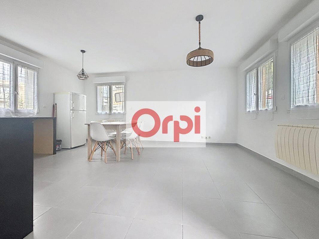 Appartement 3 pièces 48 m² · à Annemasse · 48 m² · 1 225 €