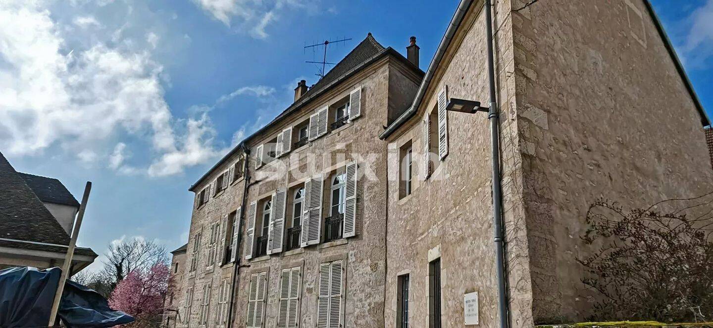 Appartement 3 pièces 63 m² · à Dole · 62,6 m² · 69 000 €