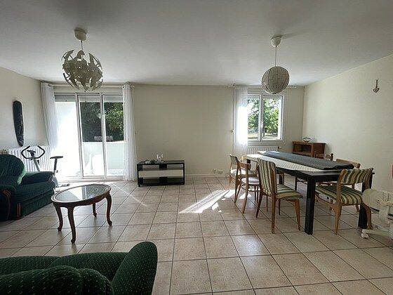 Appartement 4 pièces 67 m² · à Carbon-Blanc · 67 m² · 840 €