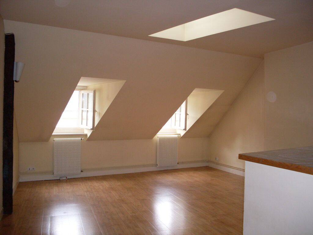 Appartement 3 pièces 62 m² · à Limoges · 61,6 m² · 610 €