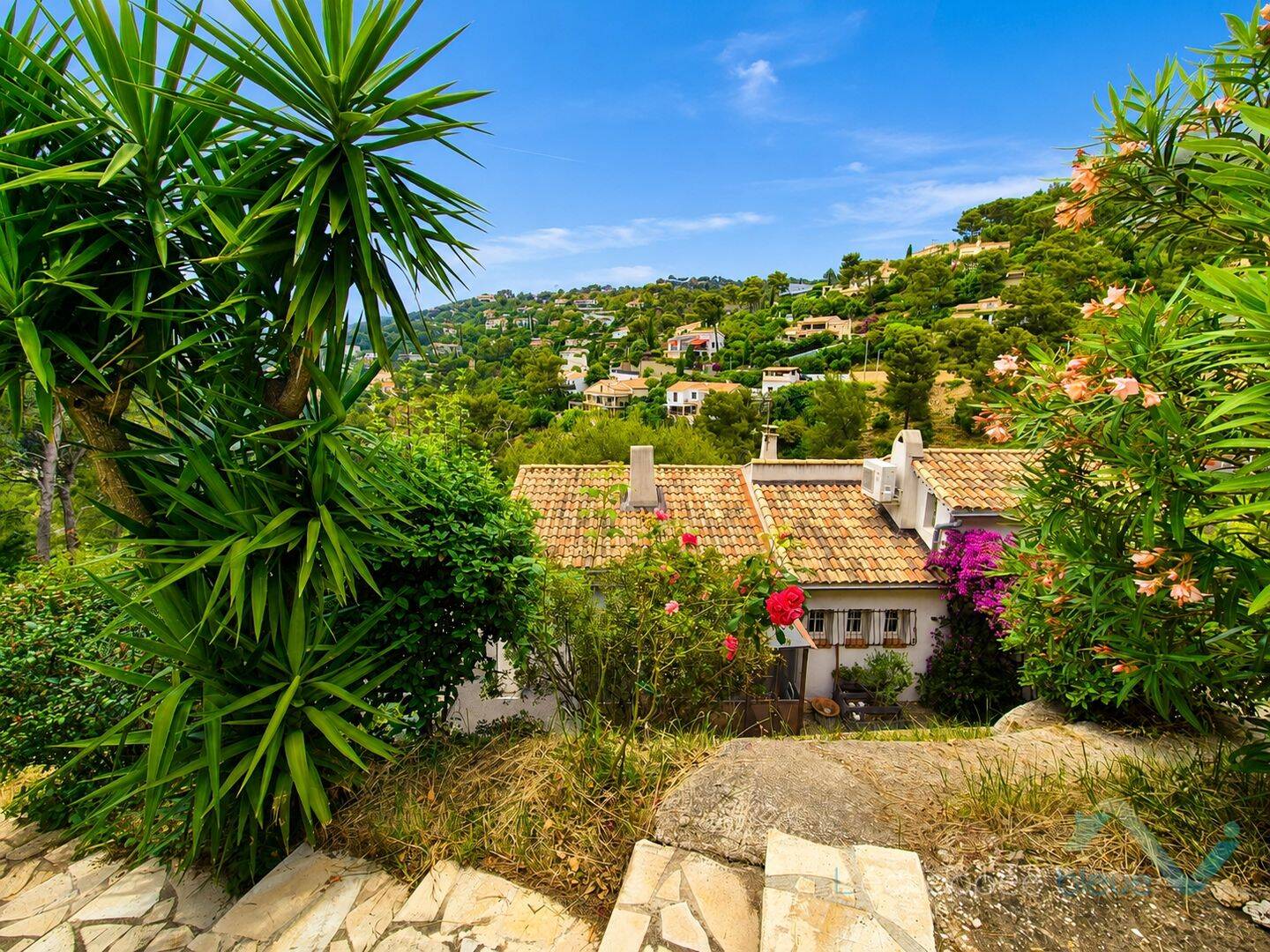 Maison 6 pièces 136 m² · à Carqueiranne · 136 m² · 720 000 €
