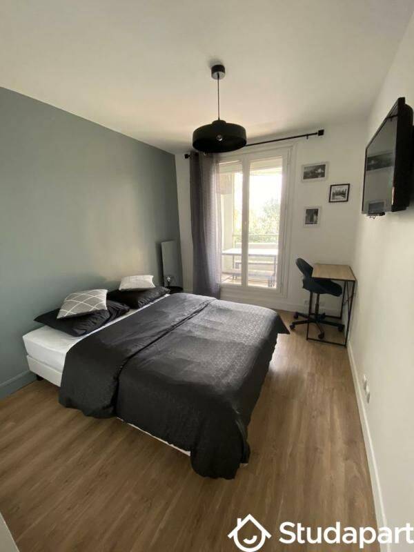1 pièce 10 m² · à Torcy · 10 m² · 590 €