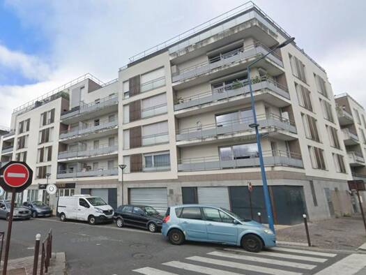 Appartement à louer 900 € 2 pièces 1 chambre 40 m² Étage 1/4 Dlm. Nord Villiers-le-Bel 95400