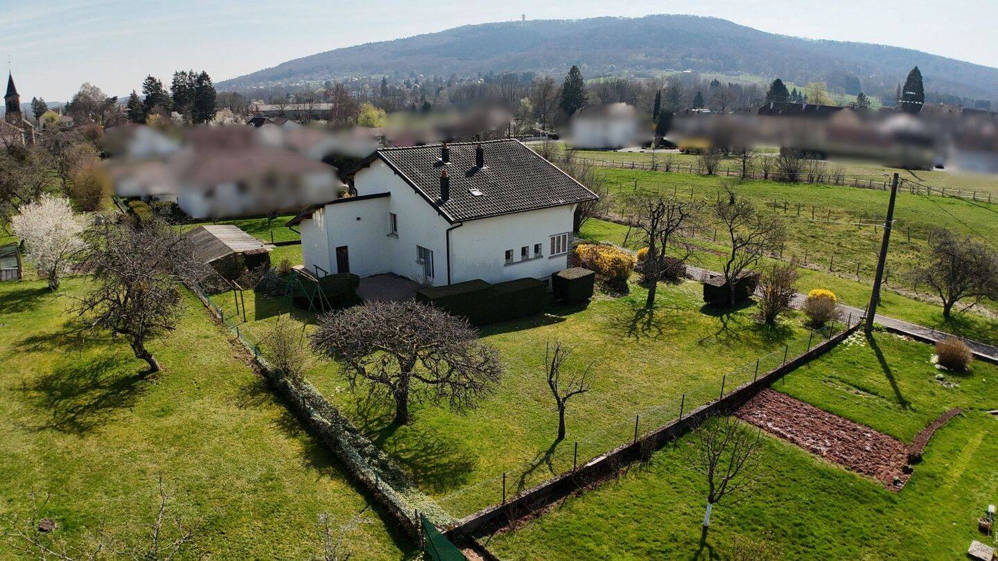 Maison 8 pièces 145 m² · à Évette-Salbert · 145 m² · 235 000 €