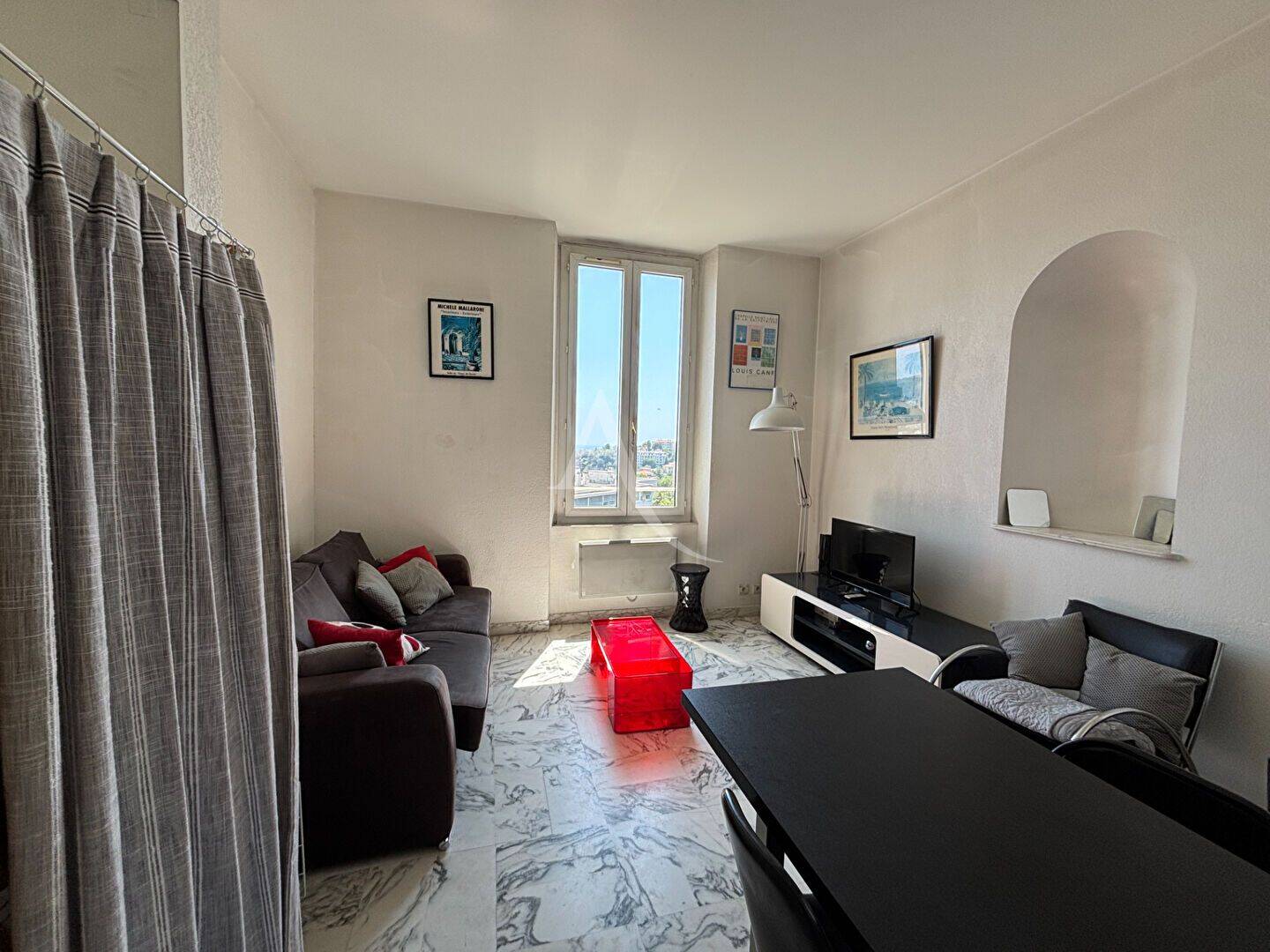 Appartement 2 pièces 33 m² · à Nice · 33,4 m² · 882 €