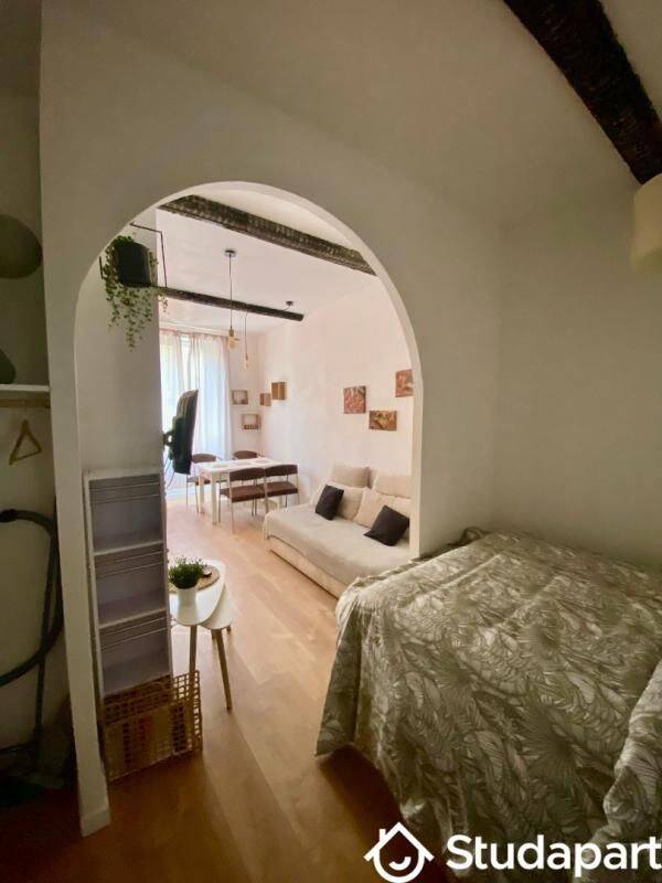 Appartement 1 pièce 30 m² · à Nîmes · 30 m² · 680 €