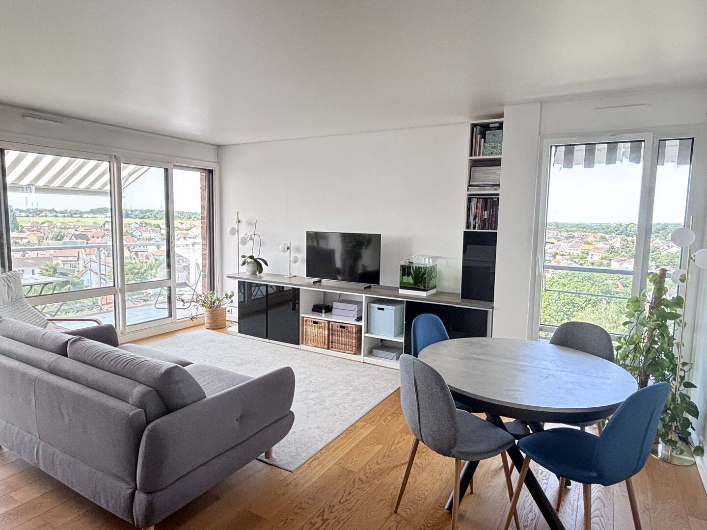 Appartement 4 pièces 92 m² · à Jouy-en-Josas · 92,2 m² · 1 945 €