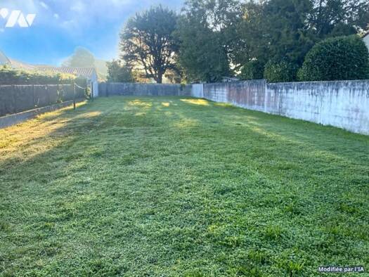 Terrain constructible viabilisé à vendre 127 990 € 608 m² de terrain Les Mathes 17570