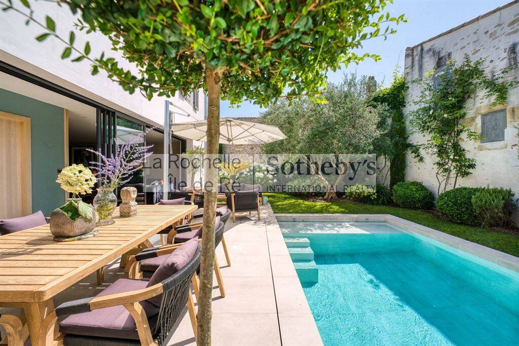 Maison 12 pièces 300 m² · à Saint-Martin-de-Ré · 300 m² · 4 200 000 €