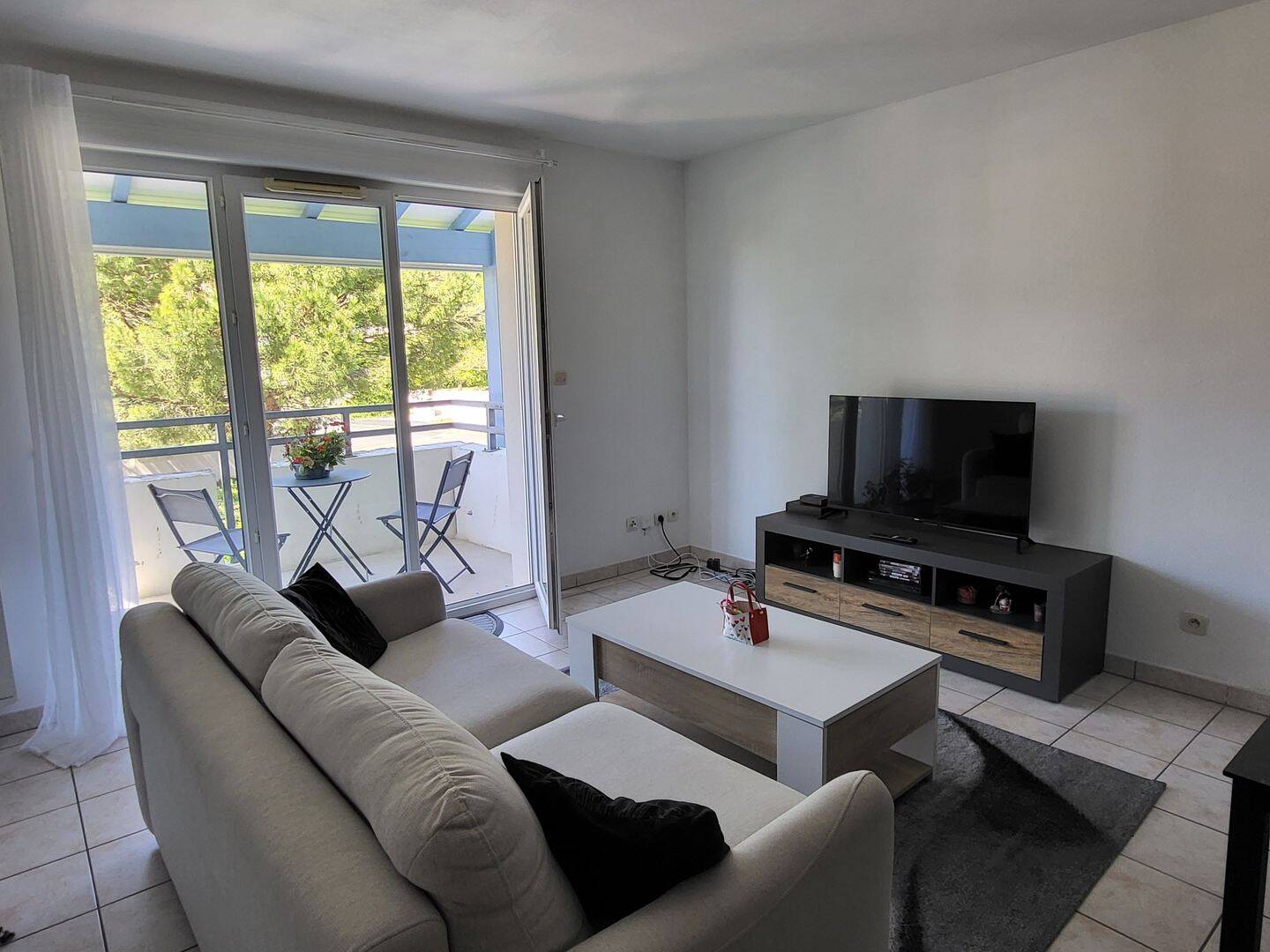 Appartement 3 pièces 59 m² · à Tonnay-Charente · 59 m² · 660 €