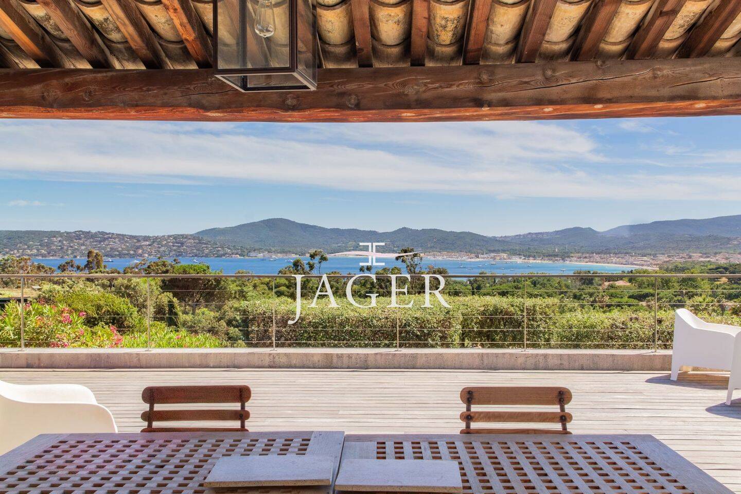 Maison 5 pièces 220 m² · à Grimaud · 220 m² · 1 650 000 €