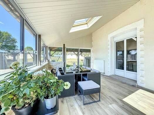 Ferme équestre à vendre 748 000 € 180 m² 158 183 m² de terrain Château-Gontier 53200