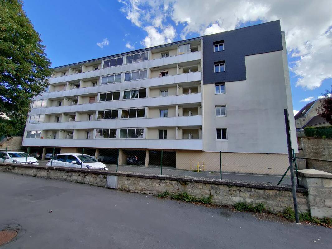 Appartement 1 pièce 53 m² · à Chantilly · 53 m² · 174 000 €