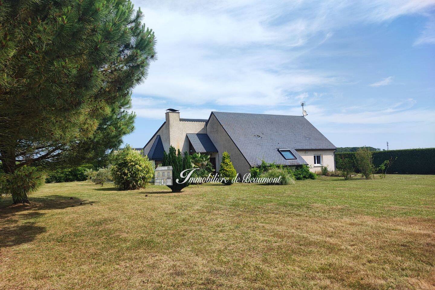 Maison 6 pièces 141 m² · à Beaumont-le-Roger · 141,1 m² · 1 180 €/mois