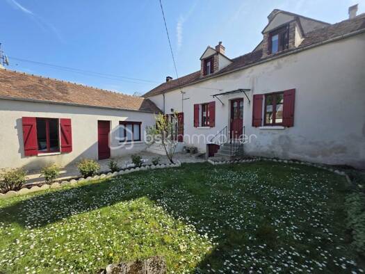 Maison à vendre 213 200 € 6 pièces 5 chambres 130 m² 409 m² de terrain Nanteau-sur-Lunain 77710