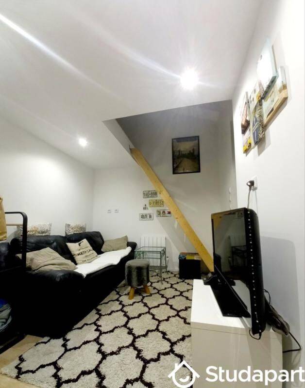 Appartement 1 pièce 15 m² · à Cheval-Blanc · 15 m² · 400 €