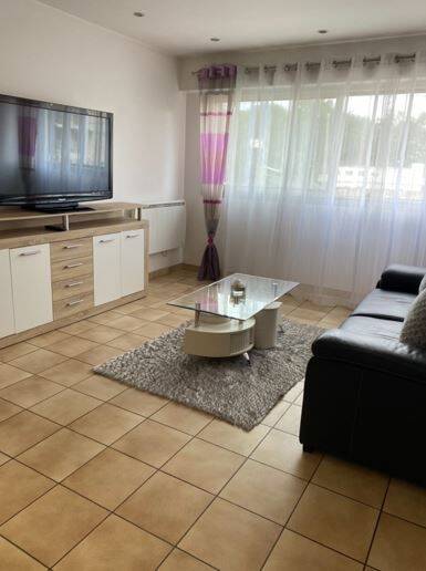Appartement 2 pièces 50 m² · à Sainte-Geneviève-des-Bois · 50 m² · 850 €