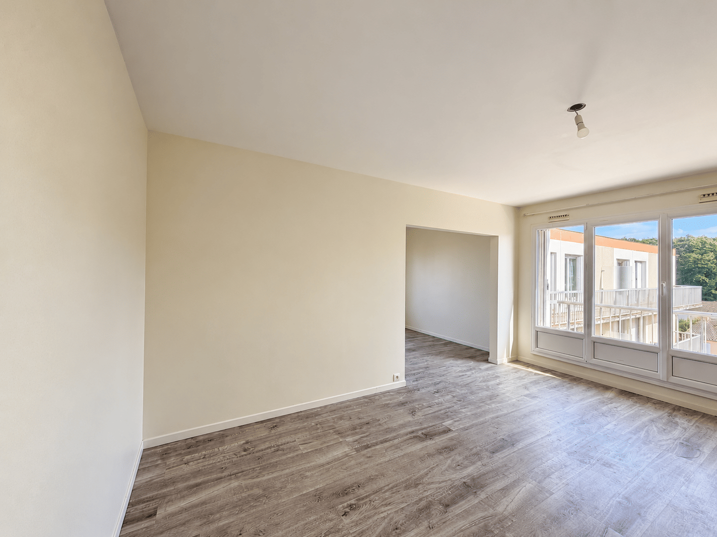 Appartement 4 pièces 80 m² · à Magny-les-Hameaux · 80 m² · 1 210 €/mois