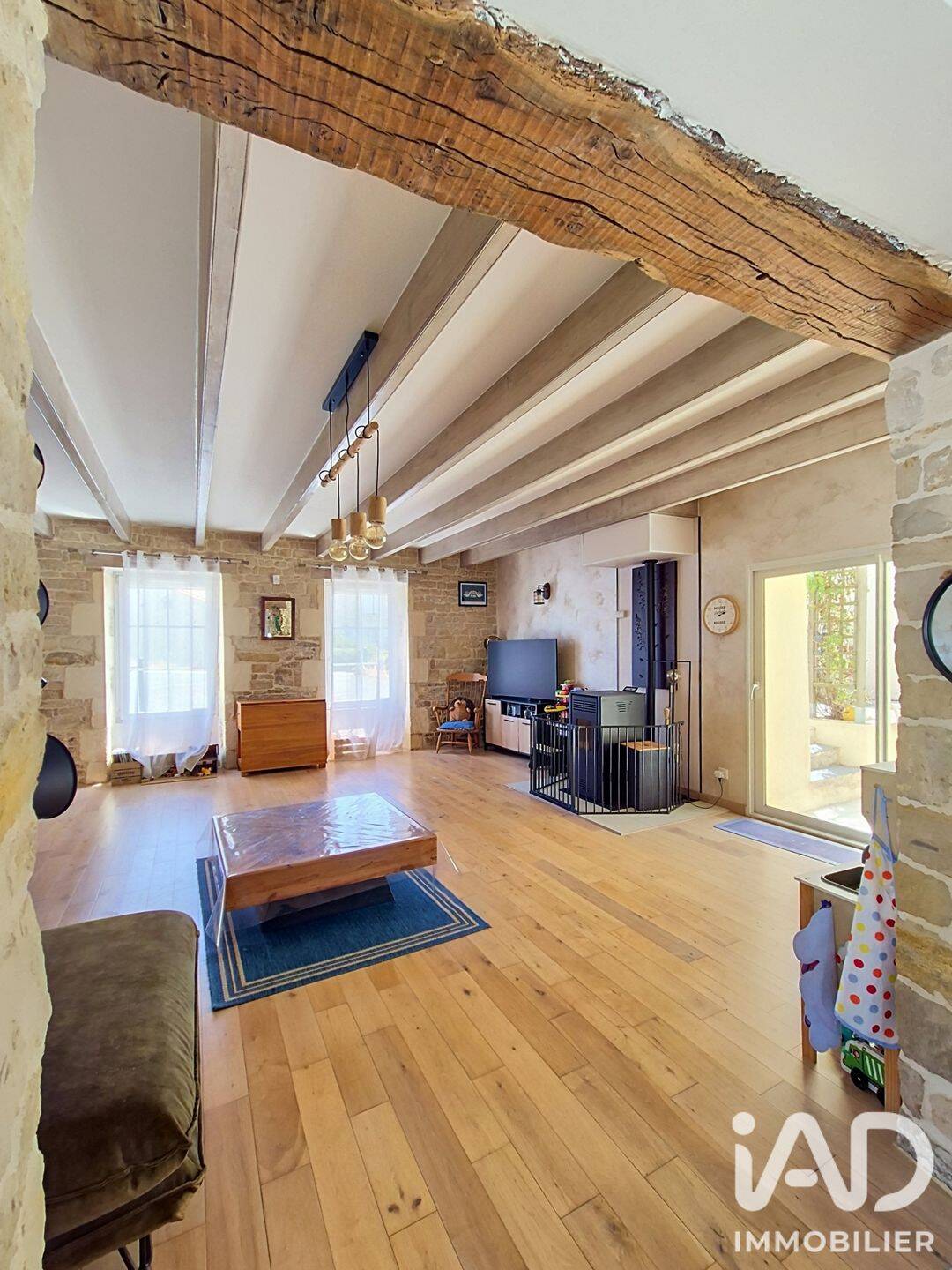 Maison 4 pièces 114 m² · à Nuaillé-d'Aunis · 113,5 m² · 248 500 €