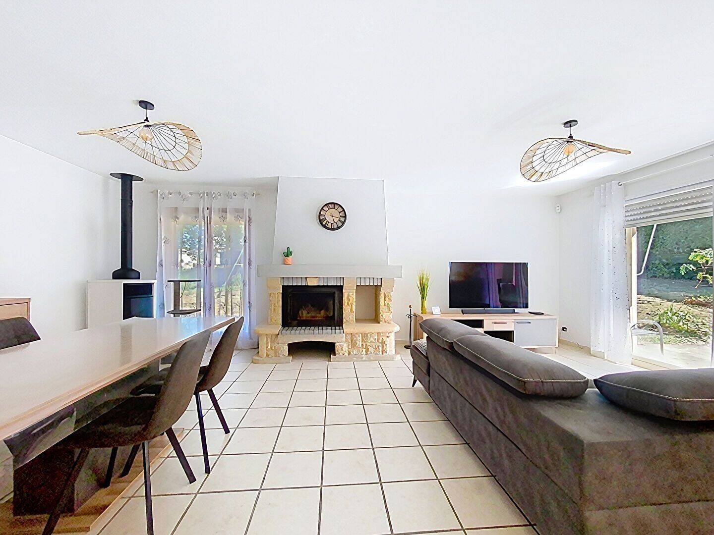 Maison 6 pièces 140 m² · à Montmerle-sur-Saône · 140 m² · 430 000 €