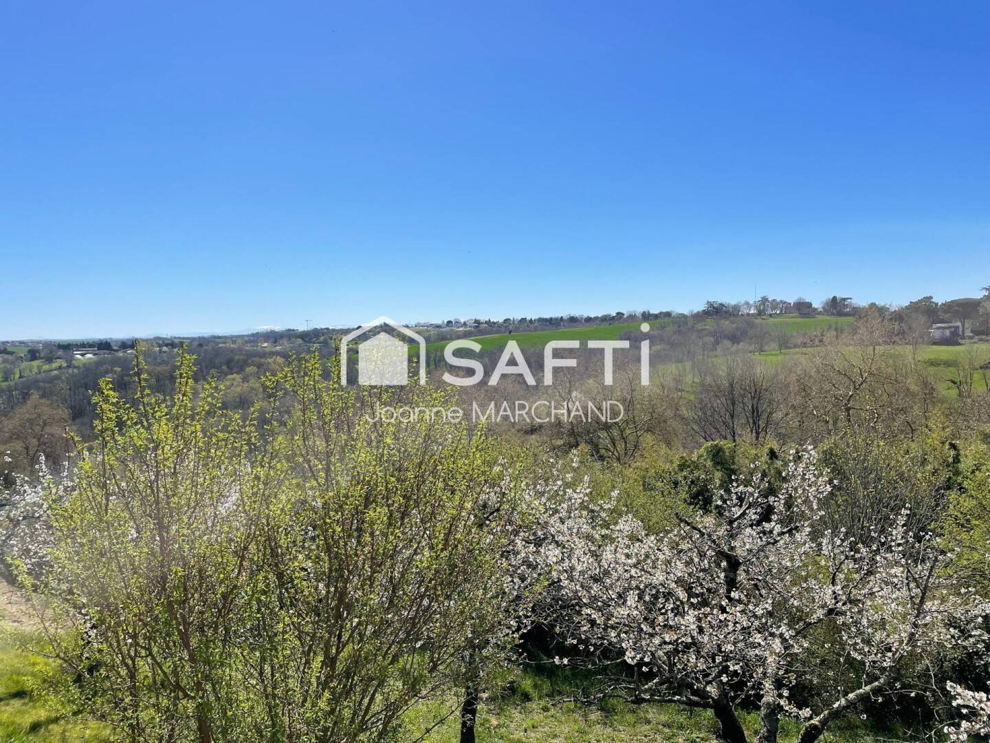 Maison 8 pièces 282 m² · à Auzeville-Tolosane · 282 m² · 598 000 €