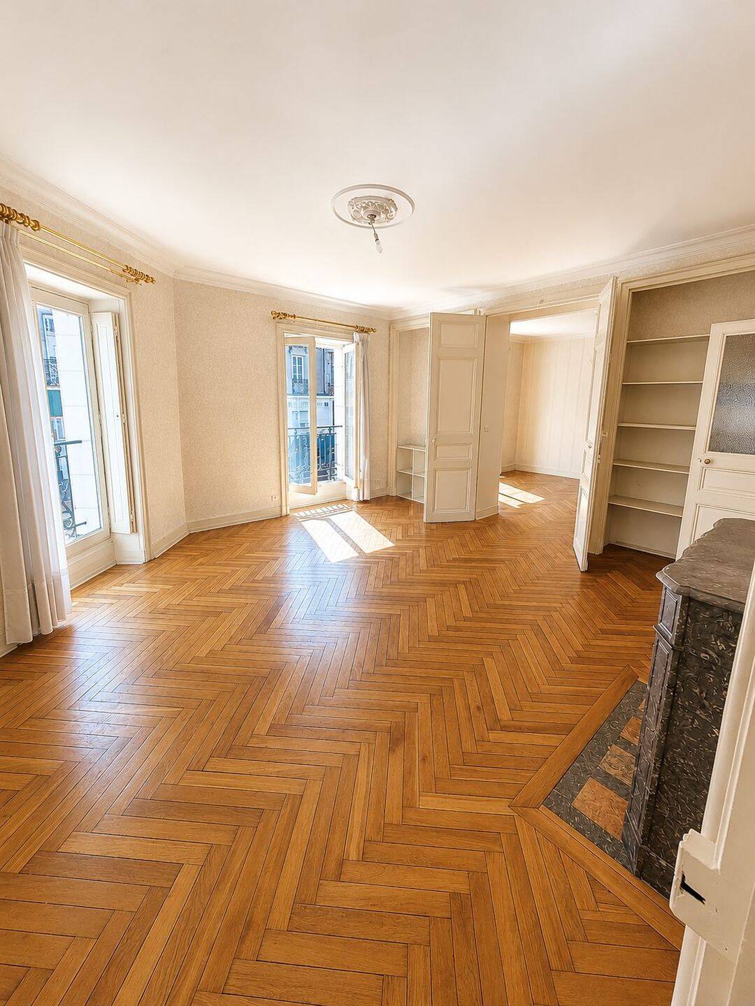 Appartement 4 pièces 131 m² · à Nantes · 131,4 m² · 1 600 €